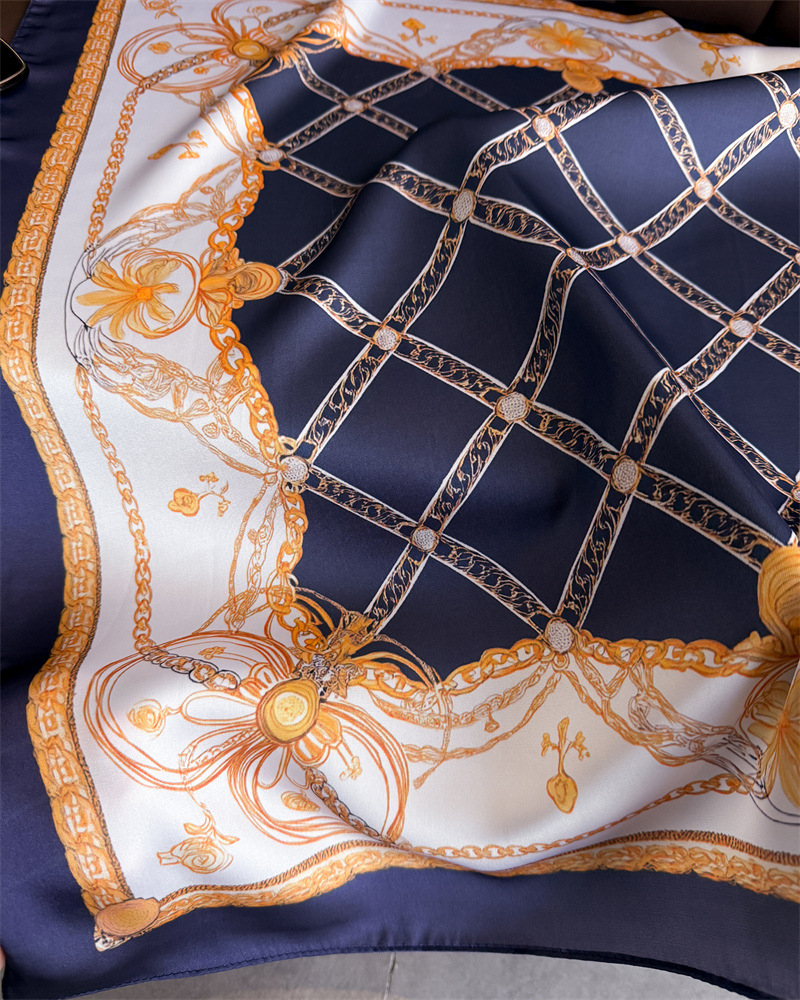 Blue Classic Chain Print Squar - Scarf Silk Square 评论和价格