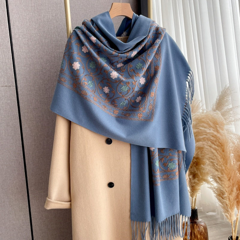 2025 New Embroidery Cashmere S - Woven Scarf Blanket 评论和价格